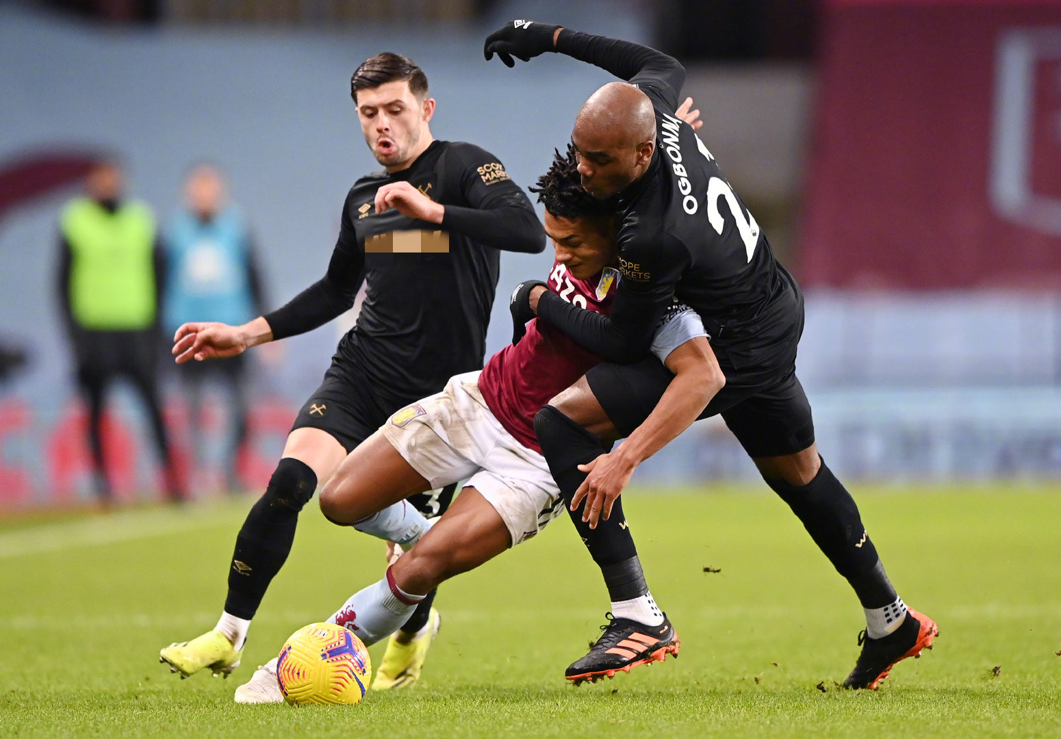 日迎旅欧首 日迎旅欧首